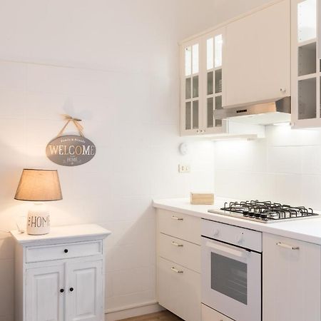 Via Frattina Love Apartment Rome Bagian luar foto
