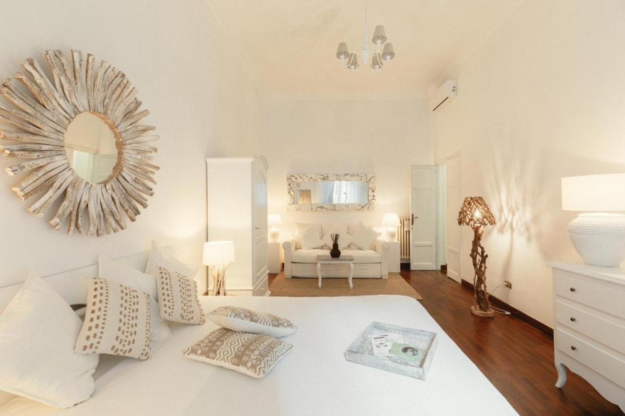 Via Frattina Love Apartment Rome Bagian luar foto
