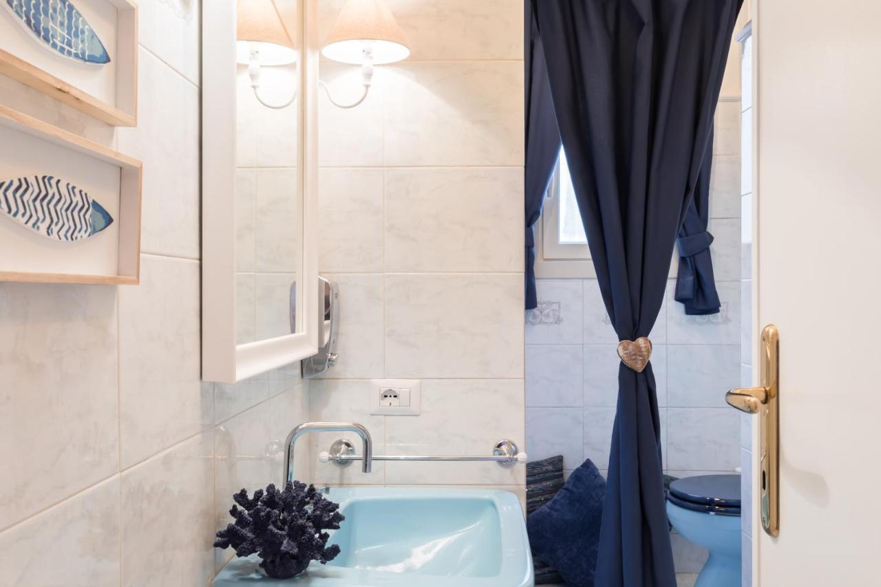 Via Frattina Love Apartment Rome Bagian luar foto