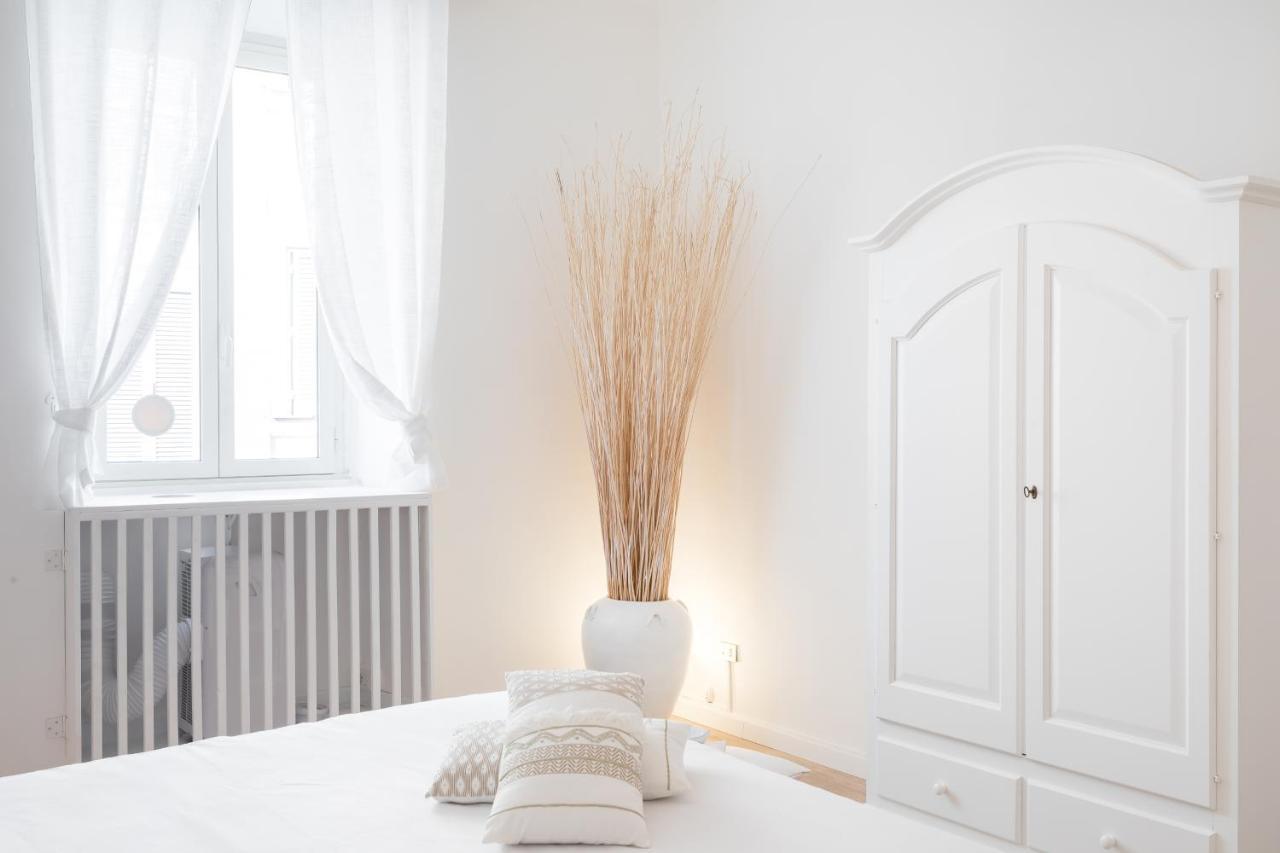 Via Frattina Love Apartment Rome Bagian luar foto